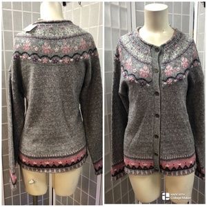 Northern, Woman, sweaters, Gray, Sz M,Woven wool, Buttons Flowers, Long Sleeve.!